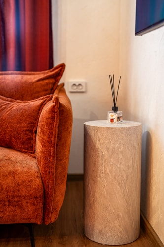 3 Private Rooms/ Lounch /  Parking / Center 8 Host2u