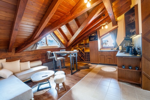 Chalet 2 Bedrooms Luxury/ Fireplace/ Free Parking