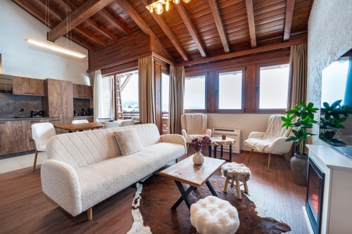 Penthouse /Best View /2 Bedrooms/ Parking