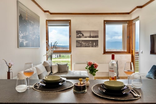 3 Top Apartments together/ Best View/ Parking 6 Host2u