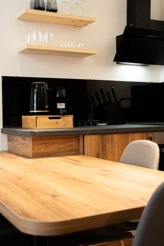 Ski Apartment/ Free Parking/ Shuttle 16 Host2u