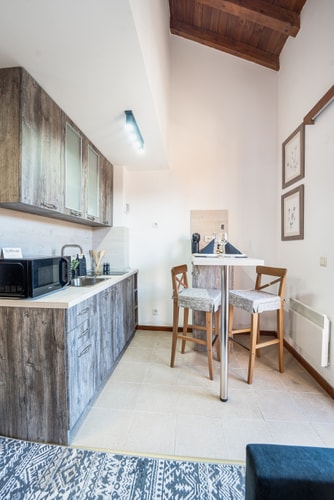 Cozy Loft / Great View / Free parking / Ski 10 Host2u
