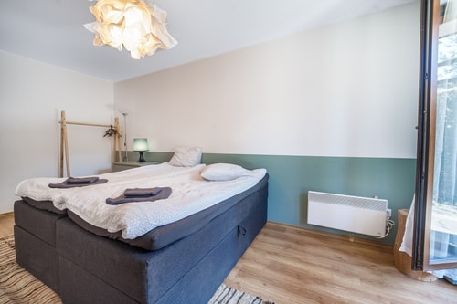 Designer 2 Bedroom Ap/ Fireplace / Free parking 6 Host2u