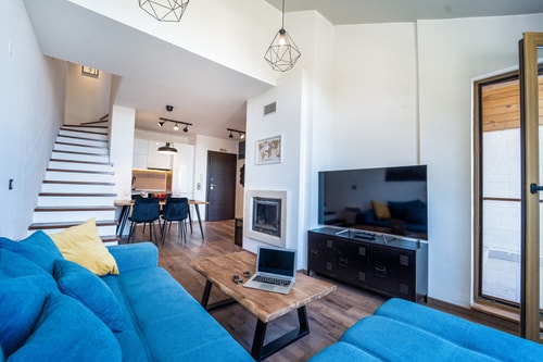 Penthouse 2 Bedroom \ Fireplace\ Mountain View