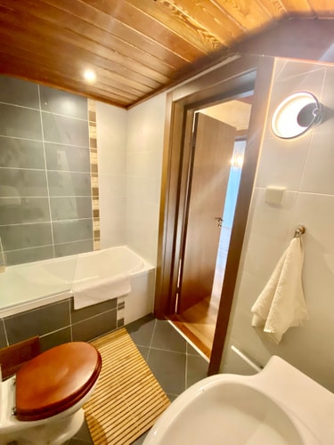 Penthouse 2-Bedrooms\ The Best View\ Free parking 38 Host2u
