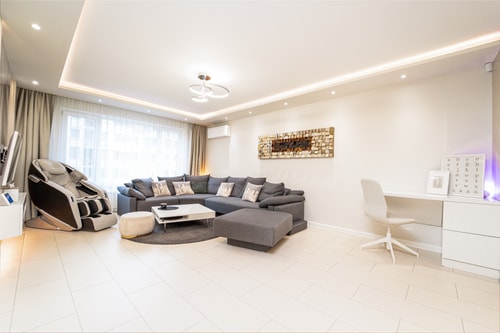 Host2U Luxury /Private Parking /Next to Metro 19 Host2u