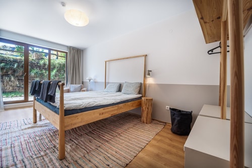 Designer 2 Bedroom Ap/ Fireplace / Free parking 12 Host2u