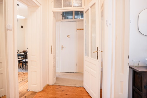 Big Apartment in Center Sofia/ 2 BD/ Fireplace 29 Host2u