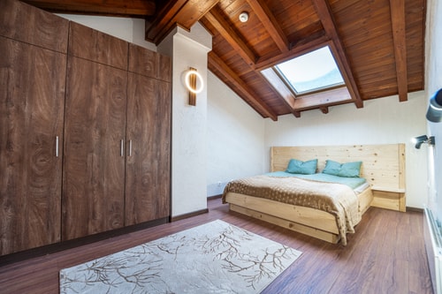 Penthouse /Best View /2 Bedrooms/ Parking 6 Host2u