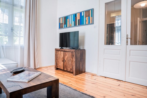 Big Apartment in Center Sofia/ 2 BD/ Fireplace 4 Host2u