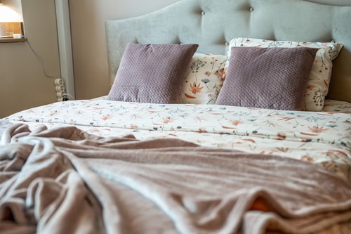 Big 2 Bedrooms Apartment / super cozy 19 Host2u