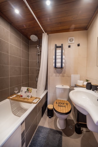 Cozy Loft / Great View / Free parking / Ski 37 Host2u