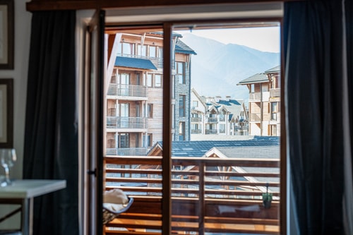 Cozy Loft / Great View / Free parking / Ski 24 Host2u