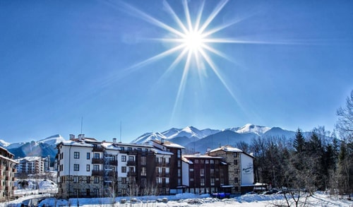 On Ski track Studio/Ski in&out/ Spa / Free parking 15 Host2u