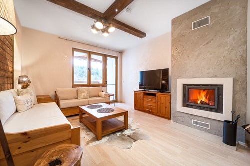 Mountain 2 Bedrooms/ Fireplace / Free Parking