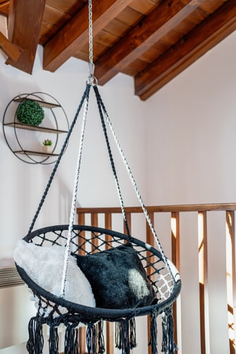 Cozy Loft / Great View / Free parking / Ski 23 Host2u