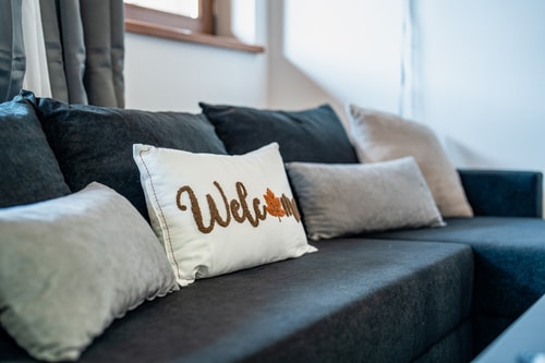 Cozy Loft / Great View / Free parking / Ski 25 Host2u