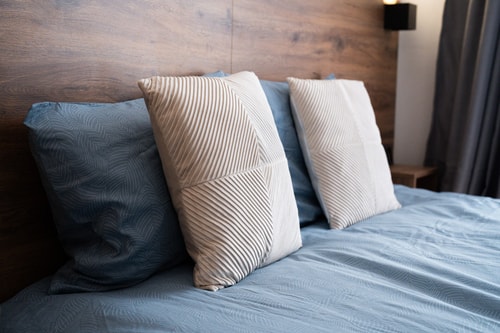 Ski Apartment/ Free Parking/ Shuttle 22 Host2u