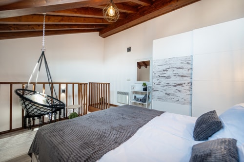 Cozy Loft / Great View / Free parking / Ski 1 Host2u
