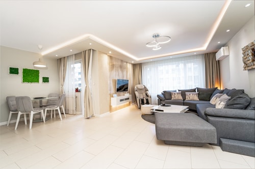 Host2U Luxury /Private Parking /Next to Metro 26 Host2u