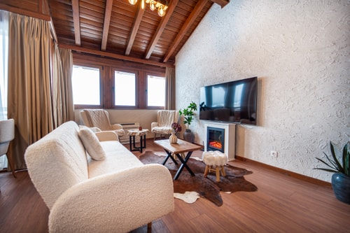 Penthouse /Best View /2 Bedrooms/ Parking 36 Host2u