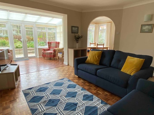 1 Pier Court, Southwold