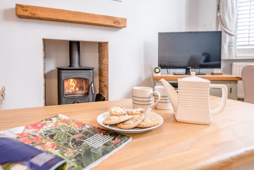 Pelican Cottage, Aldeburgh 2 Stay in Suffolk