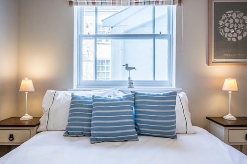 Market Cross House, Aldeburgh. Sea front holiday home 31 Stay in Suffolk