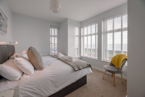 4 Buregate House, Felixstowe 0 Stay in Suffolk