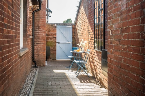 St Anne's Courtyard, Woodbridge 22 Stay in Suffolk