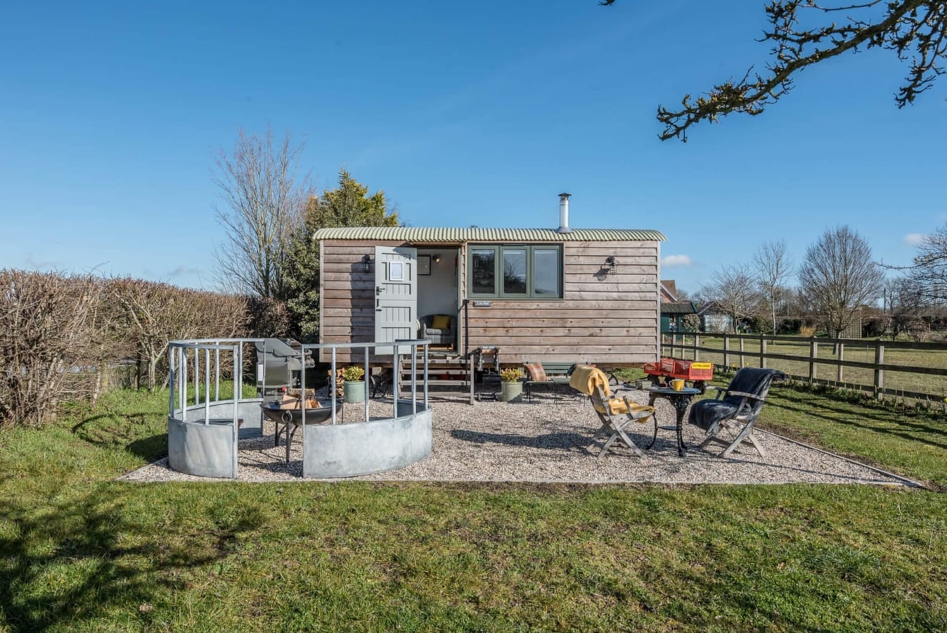 Lily Pad, Friston Stay in Suffolk