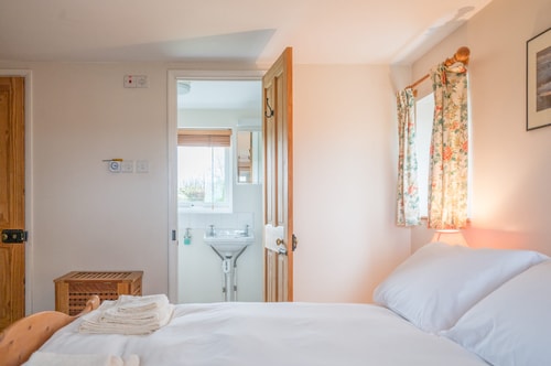 1 Box Iron Cottage, Shotley 19 Stay in Suffolk