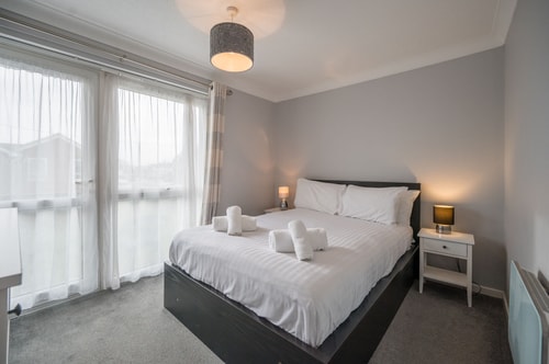 100 Waterside Park 24 Stay in Suffolk