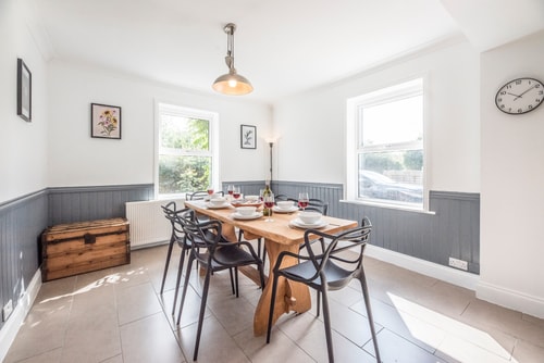 The Red House, Leiston - A Smart Base for Coast & Work 1 Stay in Suffolk