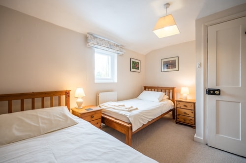 1 Box Iron Cottage, Shotley 26 Stay in Suffolk
