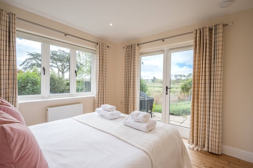 Willowend, Reydon 10 Stay in Suffolk
