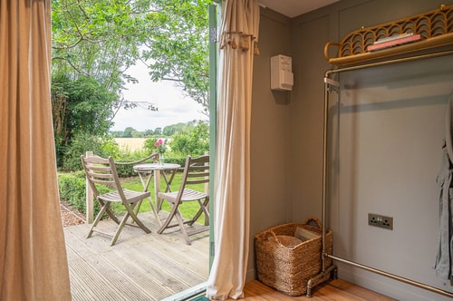 Blossom Lodge, Toad Hall, Wangford 11 Stay in Suffolk