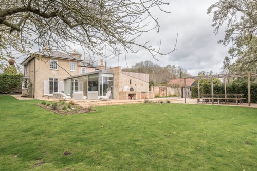 The Limes, Benhall - a luxurious holiday home 3 Stay in Suffolk