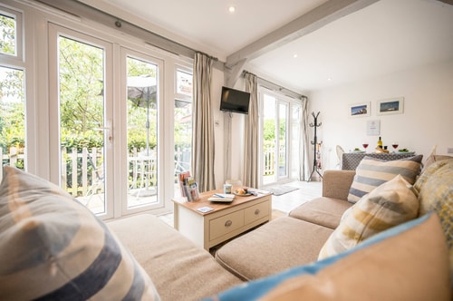 Cherry Tree Lodge, Wickham Market 4 Stay in Suffolk