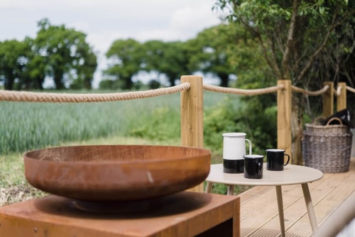 Toad Hall Lodges, Wangford (All 5 Lodges) 3 Stay in Suffolk