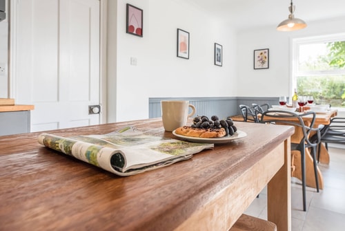The Red House, Leiston - A Smart Base for Coast & Work 6 Stay in Suffolk