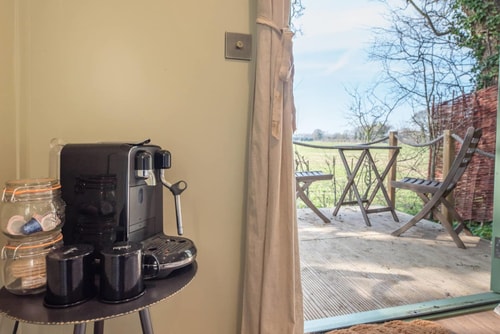 Toad Hall Lodges, Wangford (All 5 Lodges) 15 Stay in Suffolk