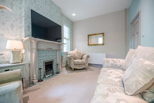 Saxon Lodge Cottage, Felixstowe 1 Stay in Suffolk