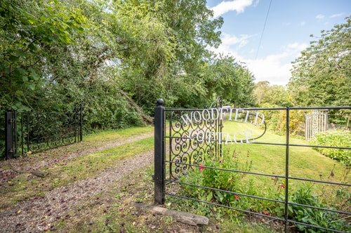 The Cabin, Ufford 44 Stay in Suffolk