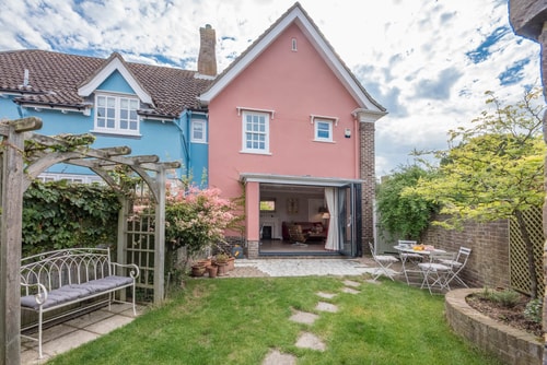 The Poppies, a stylish Aldeburgh holiday home 6 Stay in Suffolk
