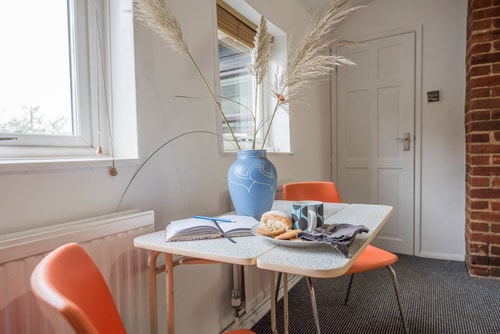 2 Lion Cottages, Knodishall 10 Stay in Suffolk