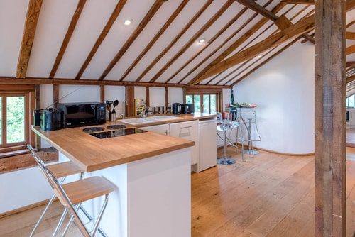 Hayloft, Clopton - apartment with a Tennis Court 13 Stay in Suffolk
