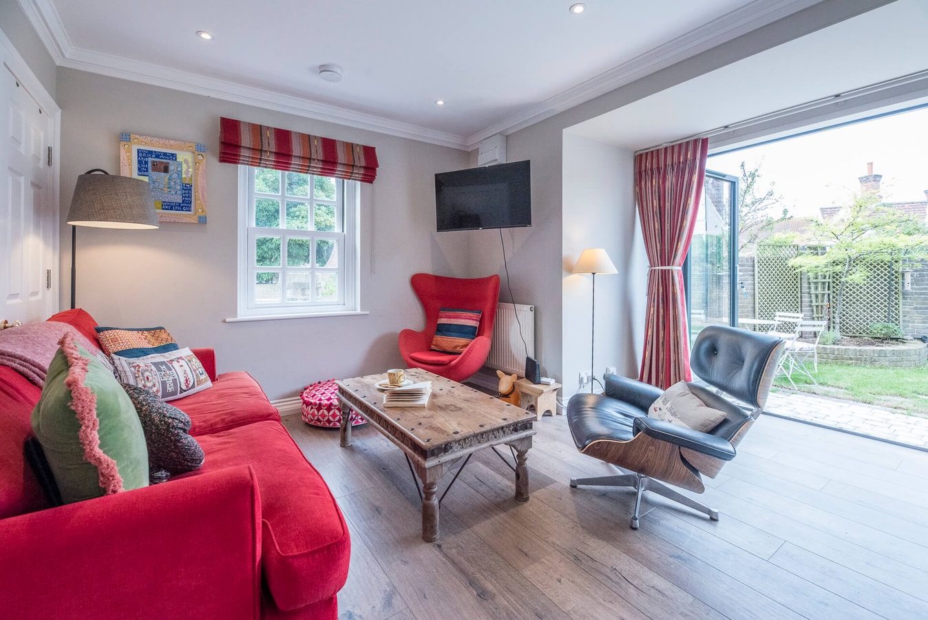 The Poppies, a stylish Aldeburgh holiday home Stay in Suffolk