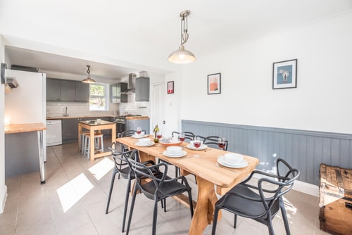 The Red House, Leiston - A Smart Base for Coast & Work 0 Stay in Suffolk
