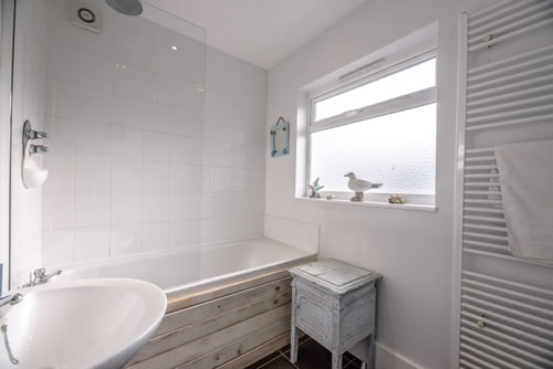 Sandy Lane Cottage, Reydon 9 Stay in Suffolk